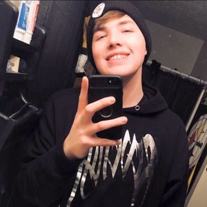 Meet your Posher, Xander